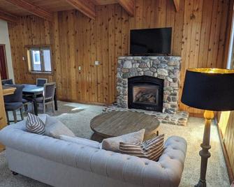 Annie Oakley's Outpost - Large 1-Bedroom in the Heart of Challis - Challis