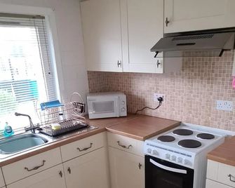 Beautiful 2-Bed Apartment in Campbeltown - Campbeltown - Keuken