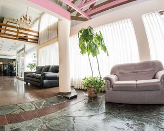 El Prado - Neuquén - Hall