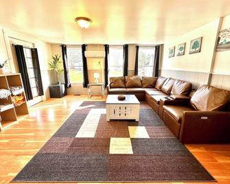 Relaxing Hot Tub Getaway - Antrim - Soggiorno