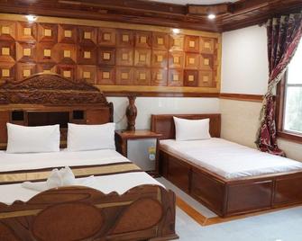 Ly Meng Hotel - Battambang - Ložnice