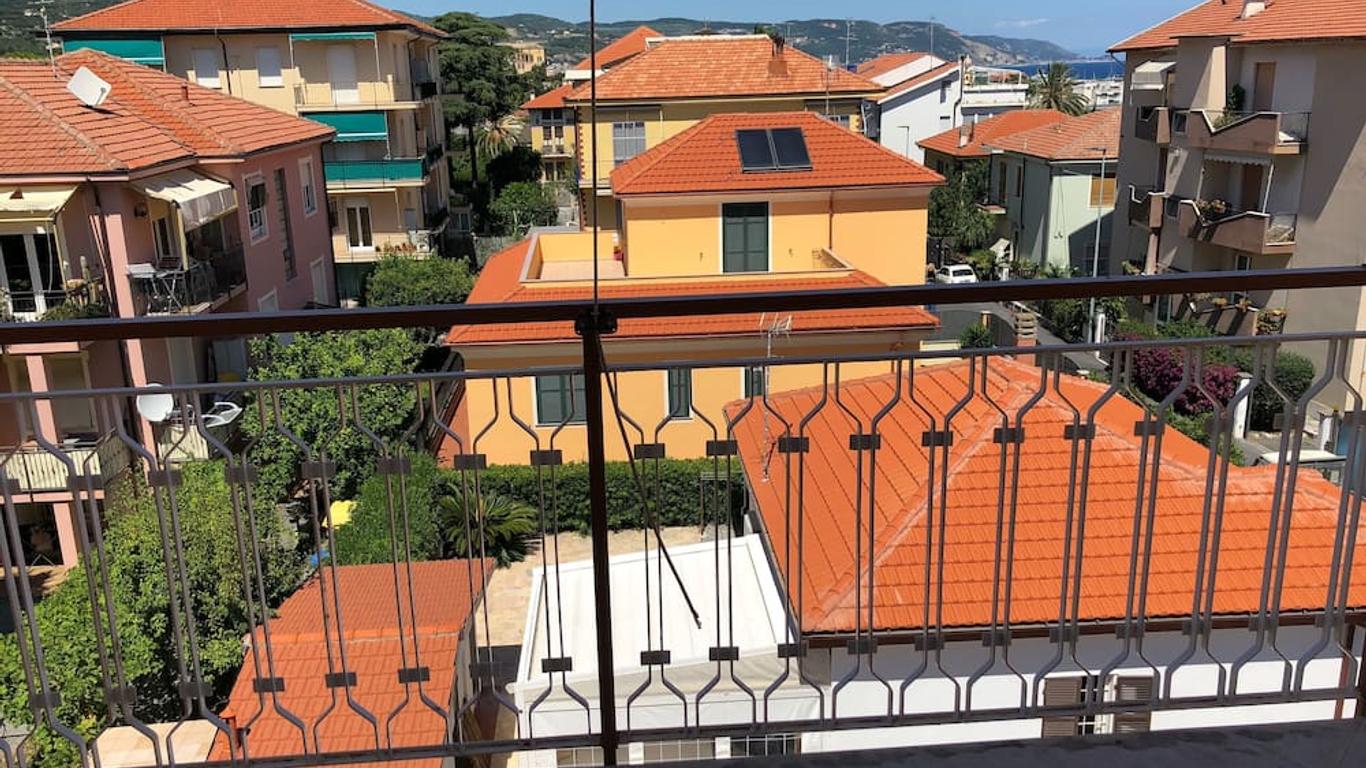 Sea view Riviera Deluxe