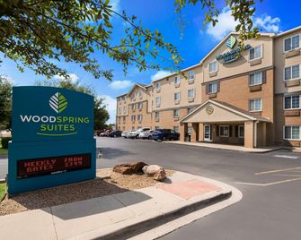 Woodspring Suites Fort Worth Fossil Creek - Fort Worth - Building