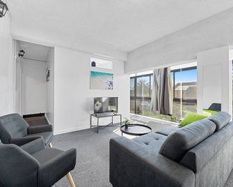 Coach House Launceston - Launceston - Sala de estar