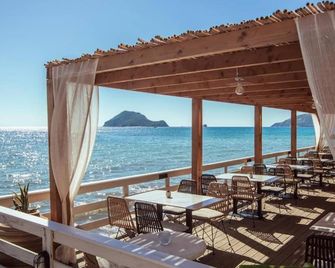 Porto Koukla Beach - Zakynthos