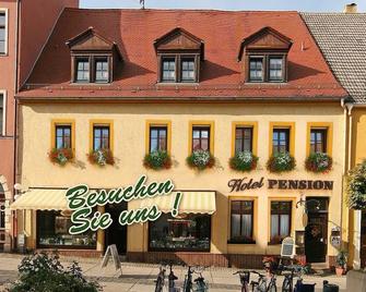 Quadruple - .Hotel market - Torgau - Edificio