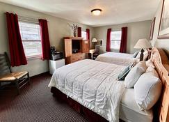 Rugged Country Lodge - Pendleton - Bedroom
