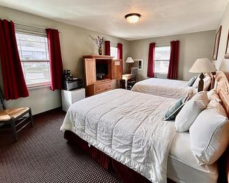Rugged Country Lodge - Pendleton - Bedroom