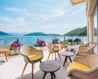 Iberostar Waves Herceg Novi IHG - הרצג נובי - מרפסת