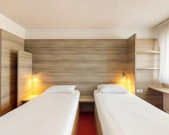 Ever Route 64 Brit Hotel Tarbes Ibos - Tarbes - Soverom