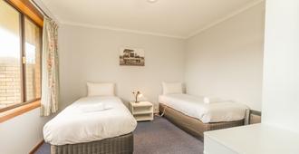 Seasonal South Motel & Function Centre - Ulverstone - Bedroom