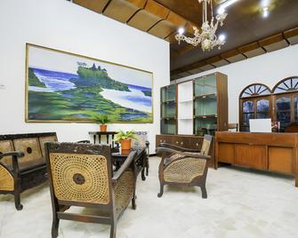 Hotel O Penginapan Bidara Syariah - Probolinggo - Lobby