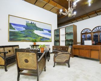 Hotel O Penginapan Bidara Syariah - Probolinggo - Lobby