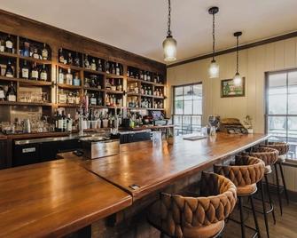 Merry Acres Inn - Albany - Bar