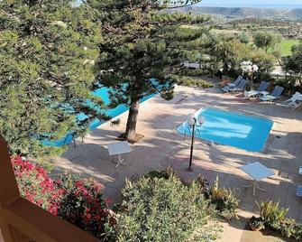 Rantzo Holiday Apartments - Pissouri - Basen