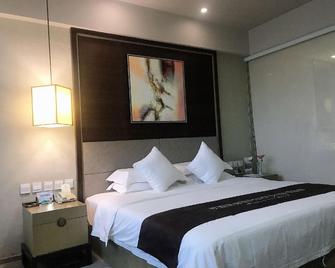 Jinyuan Hotel - Lianyungang - Bedroom