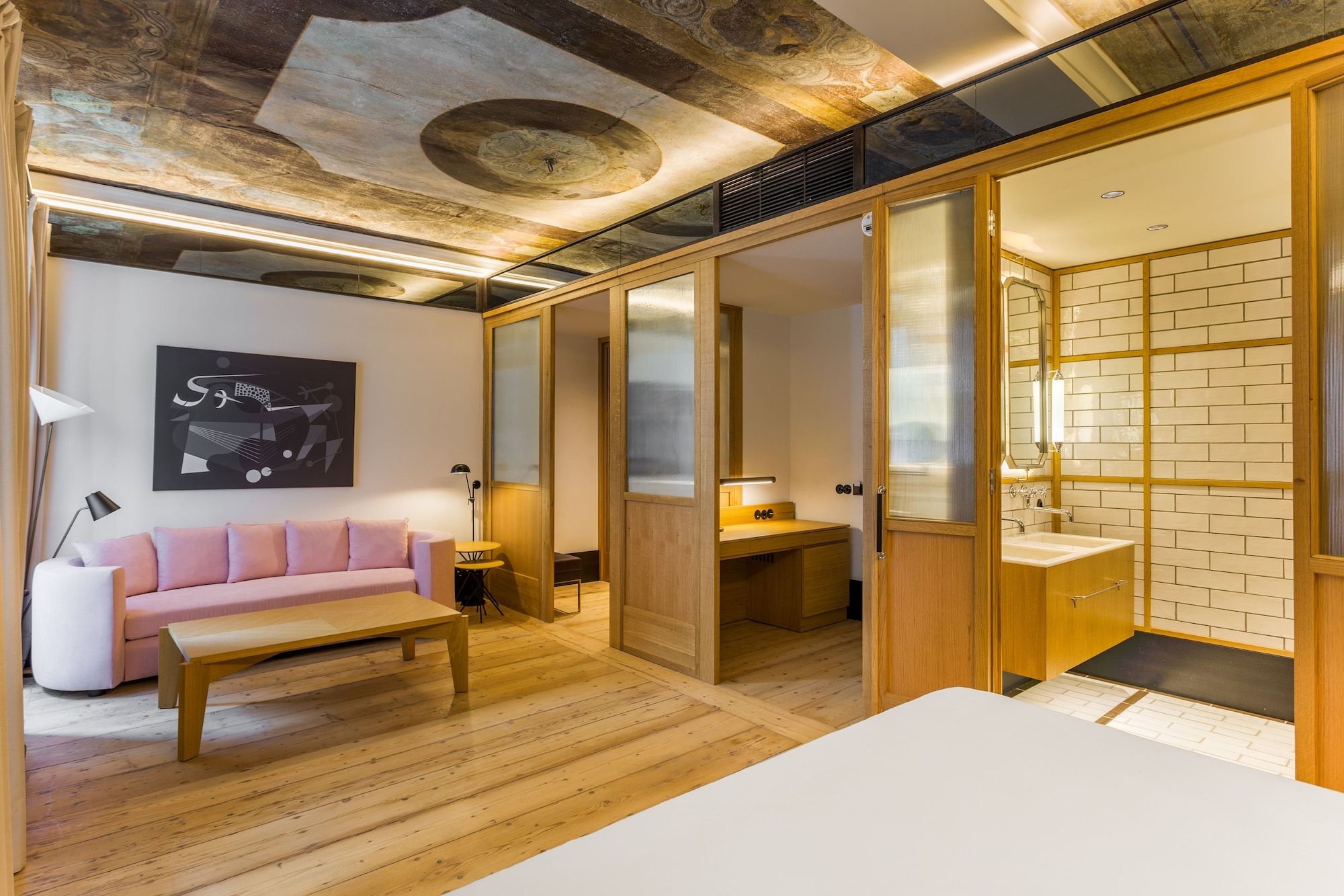 ذا وينجز هوتلز كوليكشن