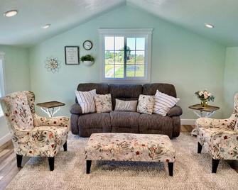 The Garden Loft at Heavensfield - Rexburg - Huiskamer