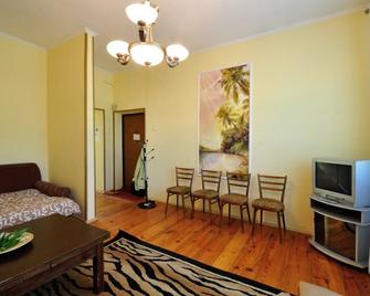 Apartments Levada - Kharkiv - Living room