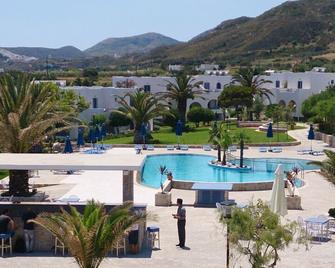 Skiros Palace Hotel - Skýros - Piscina