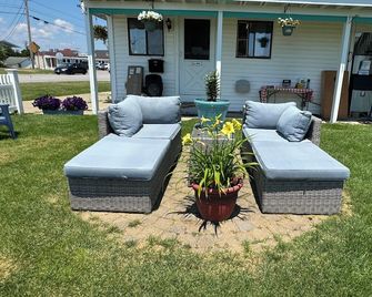 Mari-Anne Motel - Hampton - Innenhof