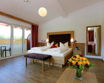Hotel Friedenseiche - Benediktbeuern - Bedroom