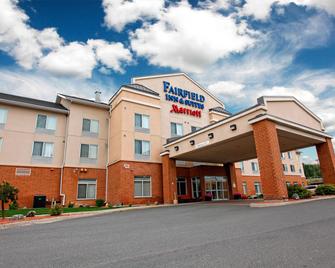 Fairfield Inn & Suites by Marriott Sudbury - Sudbury - Gebäude