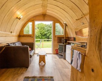 Beautiful 1 bed Glamping pod in Battle - Battle - Wohnzimmer