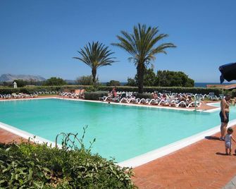 Liscia Eldi Resort - San Teodoro - Pool