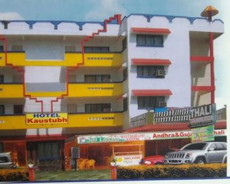 Hotel Kaustubh - Shirdi - Toà nhà