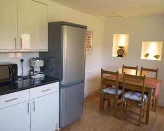 Kirkside Holiday Home - Alness - Essbereich