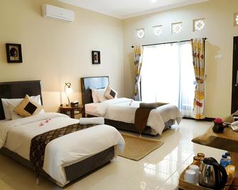 Revive Bogor Pendopo 45 Resort - Bogor - Bedroom