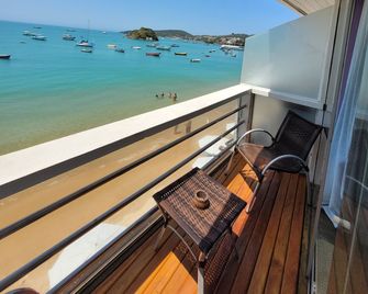 Bamboo Búzios Hostel - Armação dos Búzios - Balkon
