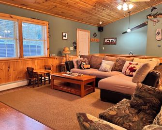 Longden Lodge - Adirondacks - Old Forge - Wohnzimmer