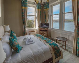 The Glenburn Hotel - Isle of Bute - Bedroom