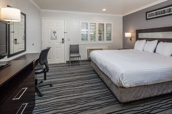 Redwood Creek Inn - Redwood City - Bedroom