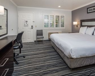 Redwood Creek Inn - Redwood City - Bedroom