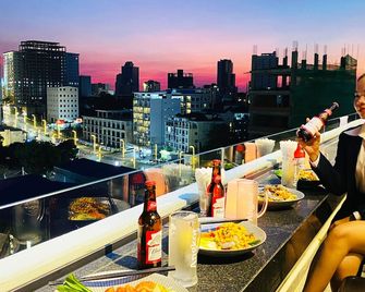 Siha Treasure Hotel - Сіануквіль - Балкон