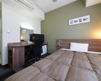 Hotel Econo Kameyama - Kameyama - Slaapkamer