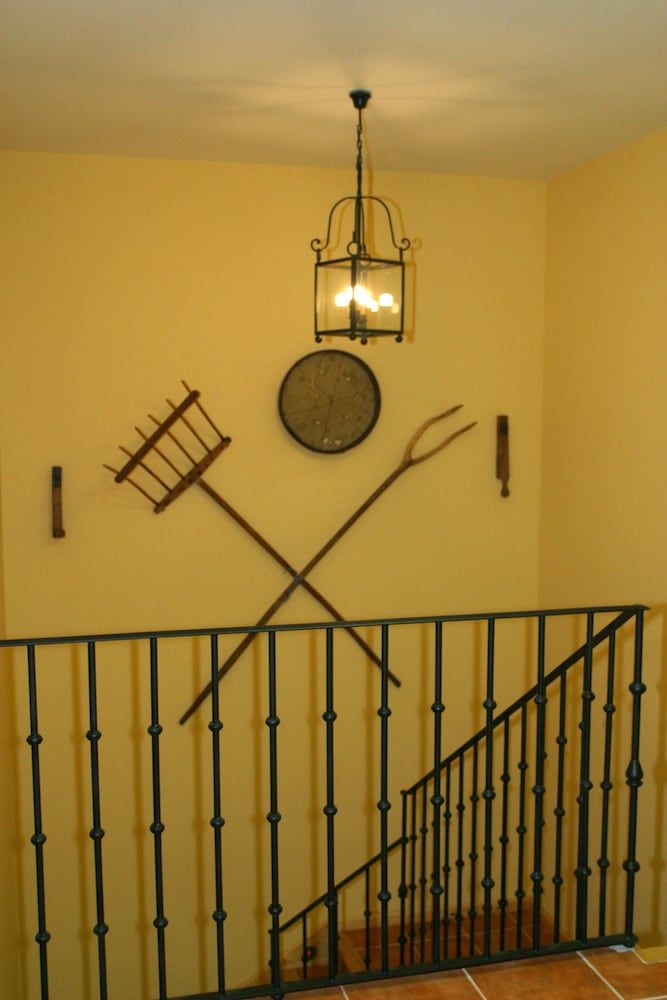 Hotel y apartamentos La Casa Rural - Chinchón - Stairs