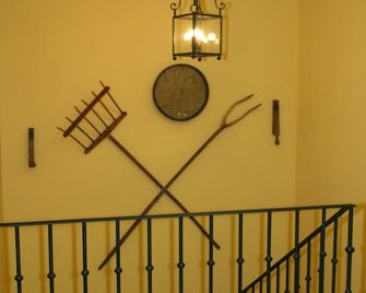 Hotel y apartamentos La Casa Rural - Chinchón - Escalier