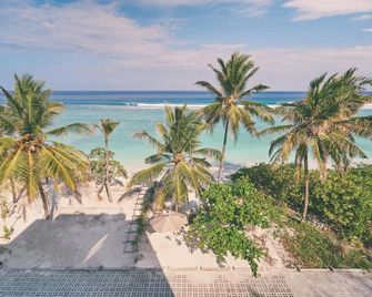 Lonuveli - Malé - Playa
