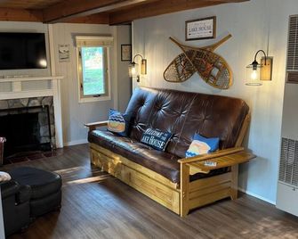Cozy Cabin at Higgins Lake - Lake View - Roscommon - Sala de estar