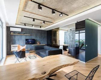 Magnificent panoramic skyline view - Bukarest - Wohnzimmer