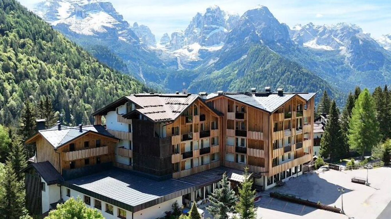 洛倫澤蒂 - 馬東納迪坎皮利奧