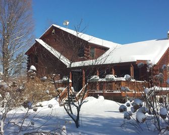 Beautiful Adirondack Lodge Just 15 Minutes From Gore Mt Ski Area & Lake George - Warrensburg - Building