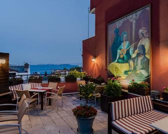 Sebnem Hotel - Istanbul - Balcony
