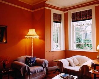 Montagu Manor - Montagu - Living room