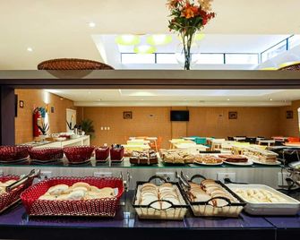 헤지 안드라지 도카스 - 벨렘 - 뷔페