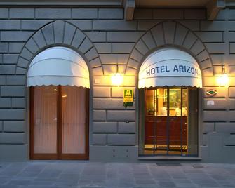 Hotel Arizona - Florence - Building